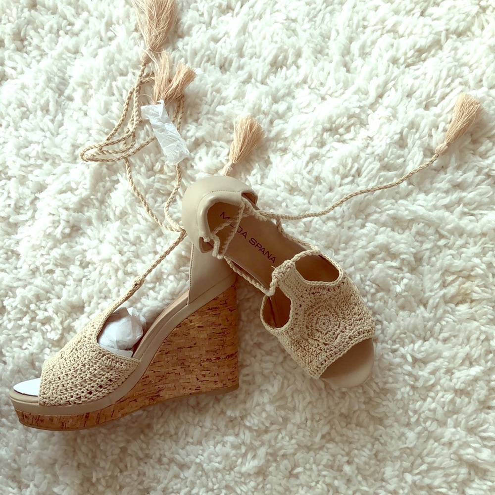Brand new size women’s 8 wedges